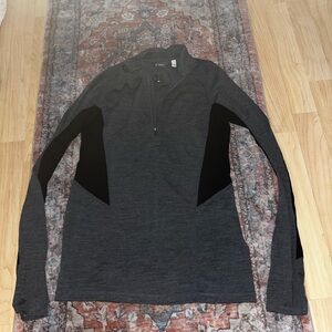 Ibex 1/2 Zip Pullover Base Layer Gray/Black Zque Merino Wool Small